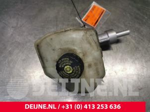 Mercedes Sprinter Hauptbremszylinder O187016 foto 2