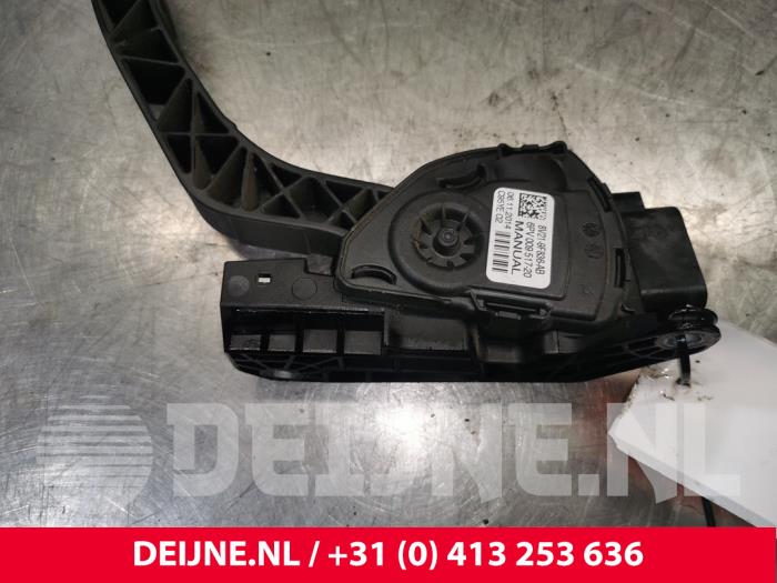 Ford Transit Courier Gaspedal O187067
