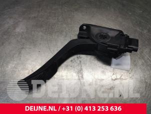 Ford Transit Courier Accelerator pedal O187067 photo 2