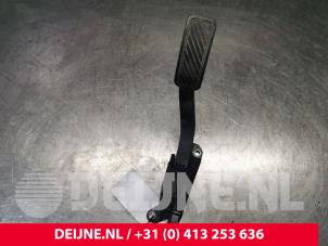 Ford Transit Courier Accelerator pedal O187067 photo 3