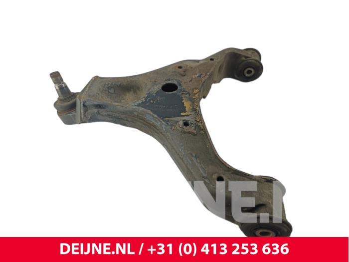 Mercedes Sprinter Draagarm onder rechts-voor O187099