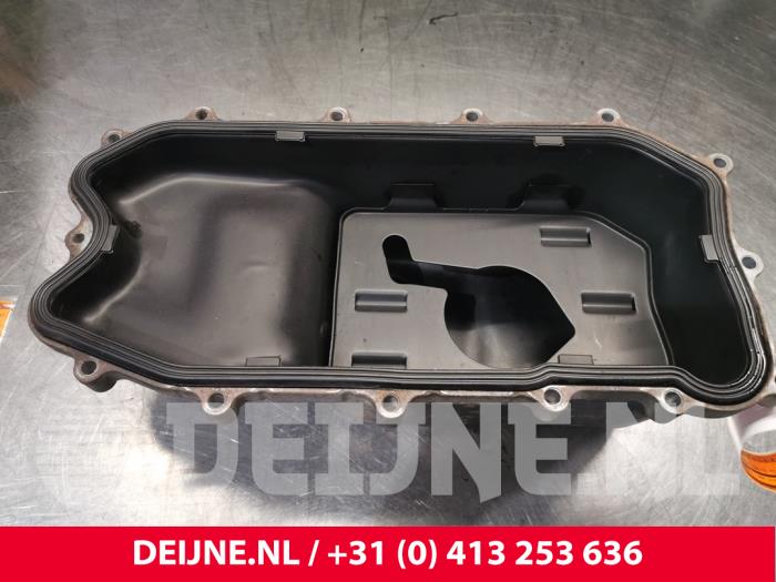 Gebruikte Carterpan Iveco Daily Prijs € 60,50 Inclusief btw aangeboden door van Deijne Onderdelen Uden B.V.