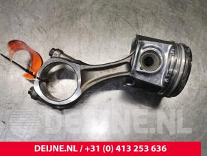 Iveco Daily Piston O187332 photo 3
