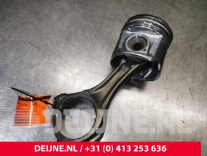 Iveco Daily Piston O187333 photo 2