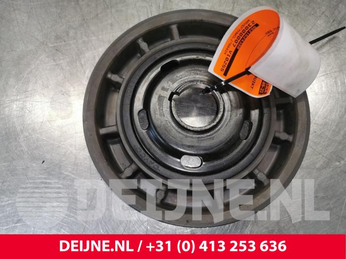 Gebruikte Krukas Poelie Opel Combo Cargo 1.5 CDTI 75 Prijs € 48,40 Inclusief btw aangeboden door van Deijne Onderdelen Uden B.V.