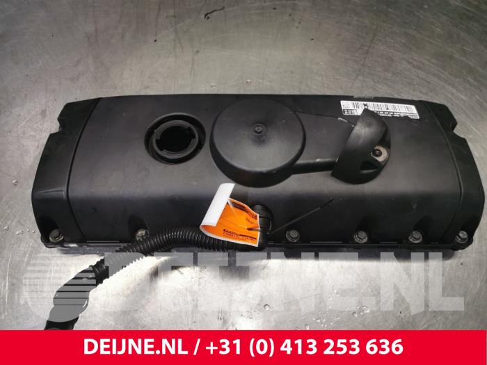 Gebruikte Kleppendeksel Volkswagen Multivan T5 (7E/7HC/7HF/7HM) 2.5 TDi Prijs € 72,60 Inclusief btw aangeboden door van Deijne Onderdelen Uden B.V.