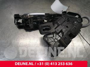Volkswagen Caddy Türschlossmechanik 2-türig links O187496 foto 3