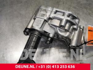 Peugeot Expert Oil pump O187602 photo 2