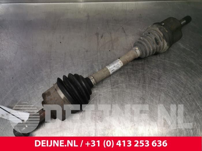Mercedes Vito Aandrijfas links-voor O187676
