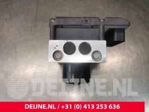 Volvo V70 ABS Pumpe O187910 foto 3
