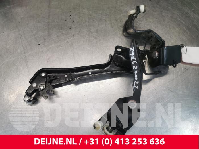 Ford Transit Custom Sliding door rail, left O187915