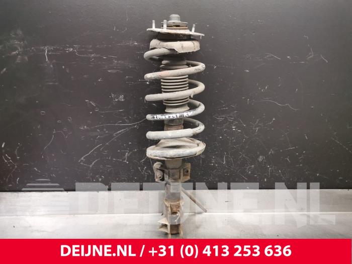 Volvo XC90 Stoßdämpferstrebe rechts vorne O188118