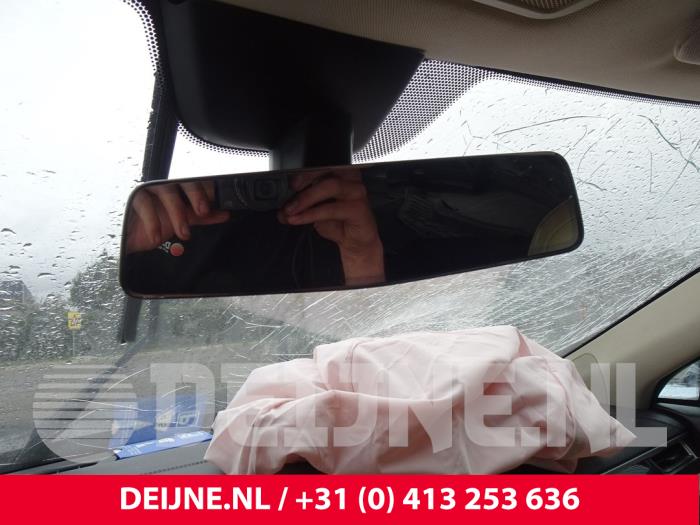 Tesla Model S Binnenspiegel O188215