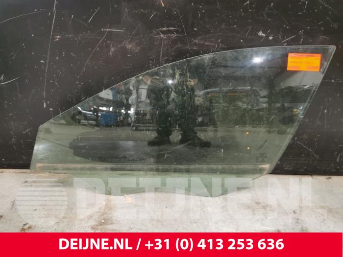 Volvo V60 Türscheibe 4-türig links vorne O188327