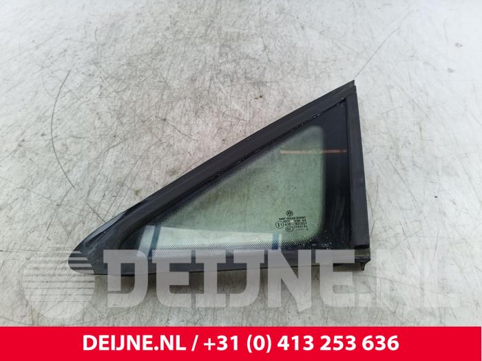 Volkswagen Caddy Driehoeks Ruit links-voor O188353