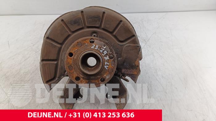 Volkswagen Caddy Fusee links-voor O188357
