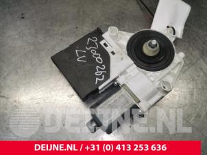 Volkswagen Caddy Door window motor O188413 photo 2