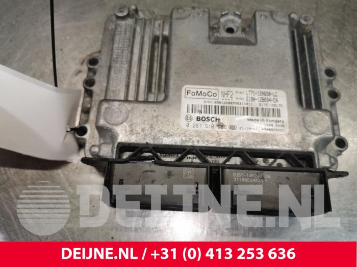 Gebruikte Computer Motormanagement Ford Transit Courier 1.0 Ti-VCT EcoBoost 12V Prijs € 272,25 Inclusief btw aangeboden door van Deijne Onderdelen Uden B.V.