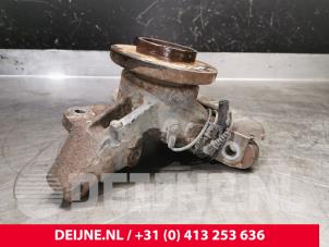 Volkswagen Crafter Achsschenkel links vorne O188475 foto 3