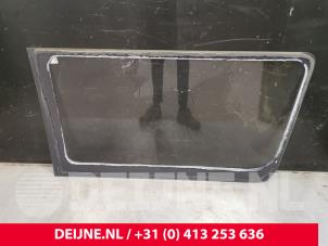 Mercedes Sprinter Side loading-door window O188533 photo 2
