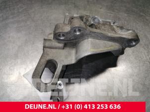 Volvo V40 Motorsteun O188572 foto 3