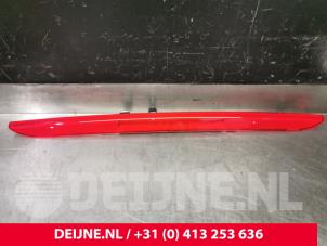 Nieuwe Extra Remlicht midden Volvo XC60 Prijs € 48,40 Inclusief btw aangeboden door van Deijne Onderdelen Uden B.V.