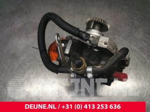 Mercedes Sprinter Kraftstoffpumpe Mechanisch O188670 foto 3