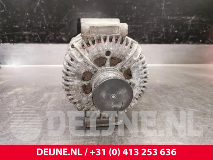Gebruikte Dynamo Mercedes Sprinter 3t (906.71) 218 CDI 24V Prijs € 181,50 Inclusief btw aangeboden door van Deijne Onderdelen Uden B.V.
