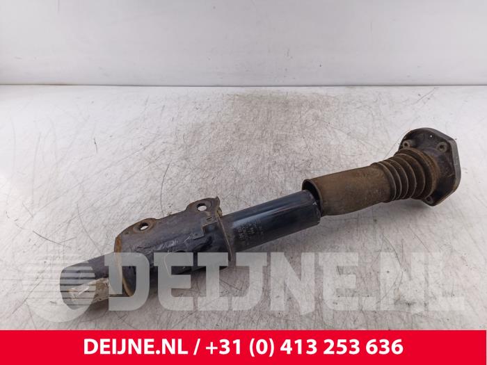 Mercedes Sprinter Stoßdämpfer links vorne O188732