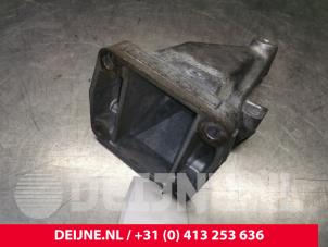 Mercedes Vito Motorsteun O188779 foto 4