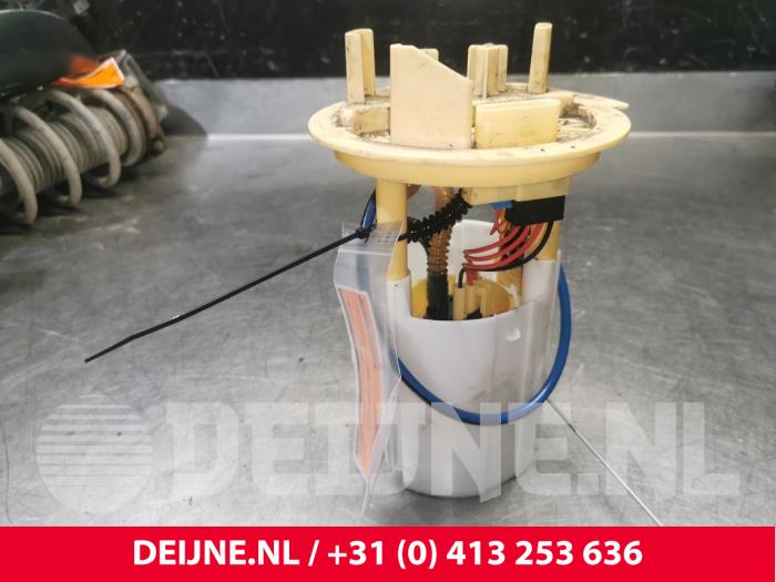 Mercedes Sprinter Electric fuel pump O189013