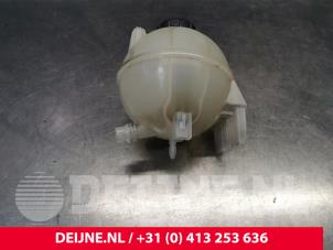 Mercedes Sprinter Ausgleichsbehälter O189024 foto 2