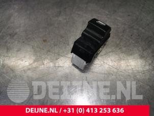 Citroen Jumpy Electric window switch O189083 photo 2