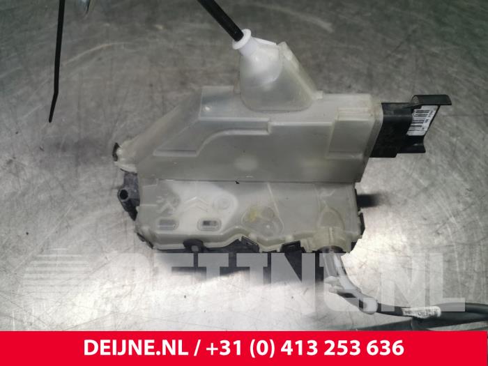 Citroen Jumpy Deurslot Mechaniek 2Deurs rechts O189103
