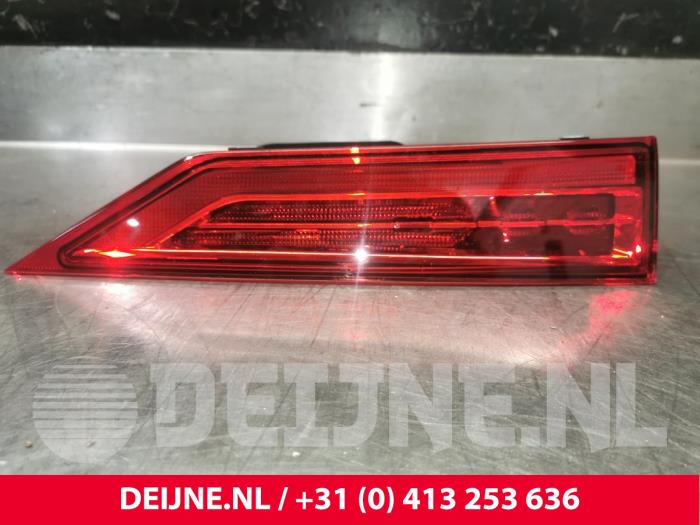 Volvo XC60 Taillight, left O9990001901