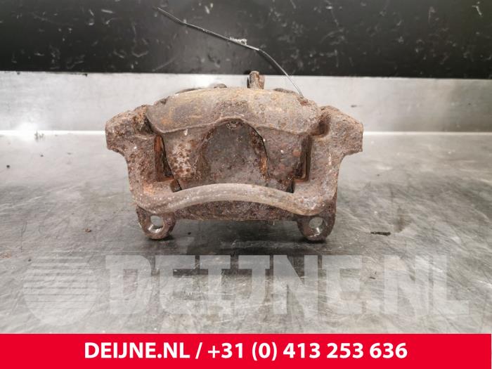 Opel Vivaro Bremszange links hinten O189378