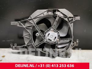 Gebruikte Vin Opel Vivaro 1.9 DI Prijs € 36,30 Inclusief btw aangeboden door van Deijne Onderdelen Uden B.V.