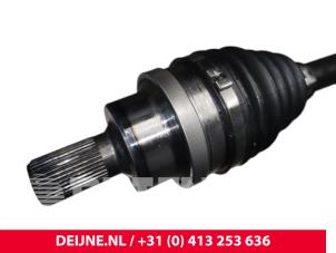 Volvo V60 Aandrijfas links-achter O9990001908 foto 4