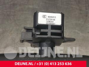 Volvo V70 Rear view mirror O189458 photo 3