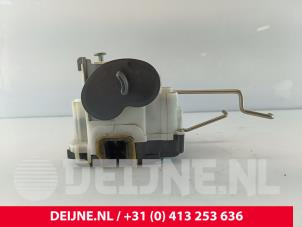 Opel Combo Minibus/van rear door lock mechanism O189611 photo 2