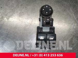 Toyota Pro-Ace Electric window switch O189631 photo 2