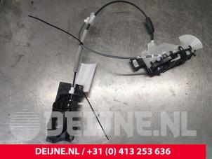 Gebruikte Deurslot Mechaniek 2Deurs links Toyota ProAce 1.6 D-4D 115 16V Worker Prijs € 60,50 Inclusief btw aangeboden door van Deijne Onderdelen Uden B.V.
