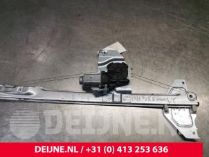 Gebruikte Ruitmechaniek 2Deurs rechts-voor Citroen Berlingo 1.6 VTi 95 16V Prijs € 48,40 Inclusief btw aangeboden door van Deijne Onderdelen Uden B.V.