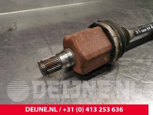 Volvo V60 Front drive shaft, left O189770 photo 2