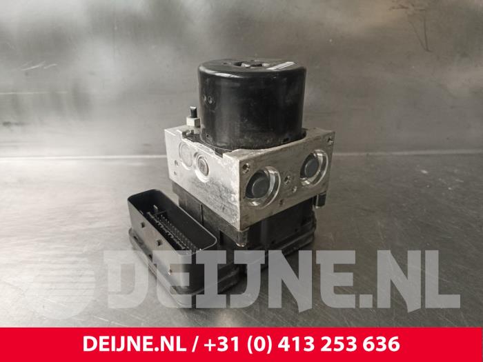 Volvo V60 ABS Pumpe O189772
