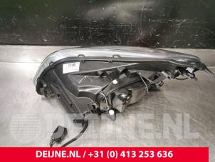 Volvo XC60 Headlight, right O9990001918 photo 4
