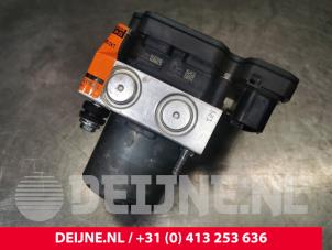 Mercedes Sprinter ABS Pomp O189896 foto 3