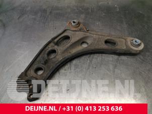 Opel Vivaro Front lower wishbone, left O189992 photo 3