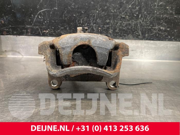 Opel Vivaro Remklauw (Tang) rechts-achter O190008
