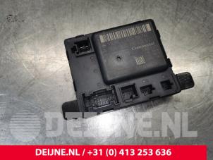 Mercedes Sprinter Centrale Deurvergrendelings Module O190041 foto 2